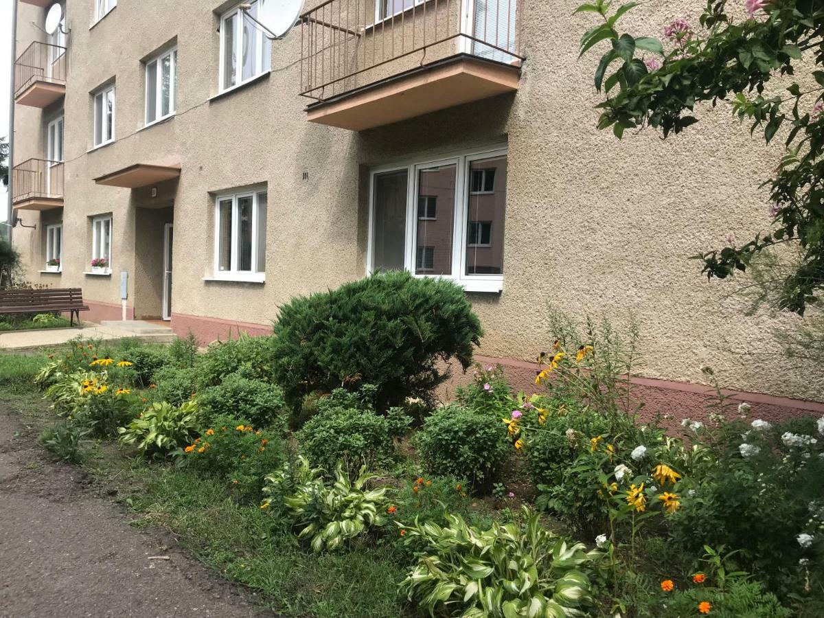 Apartman Hodrusa-Hamre Exterior photo